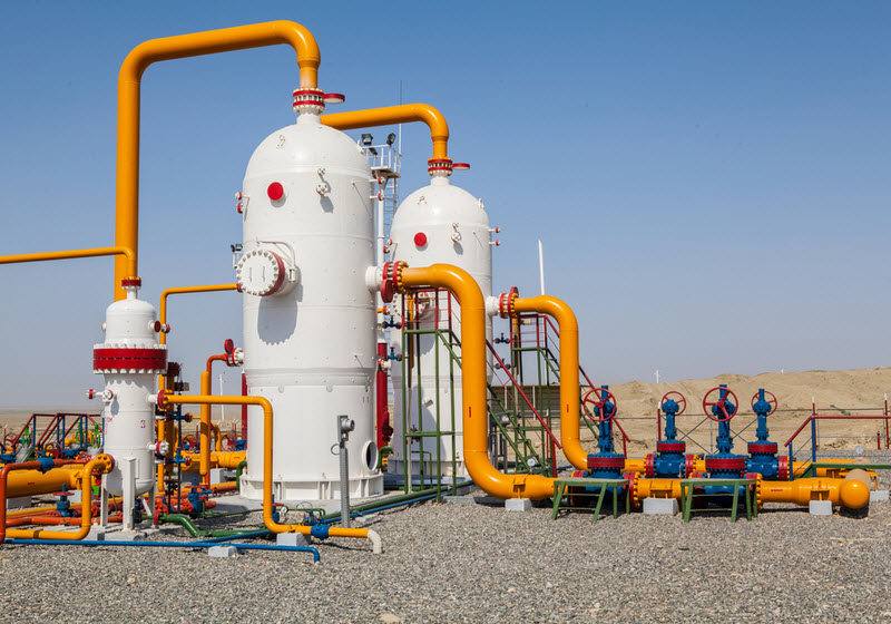 Oil and gas refinator and compressors in field